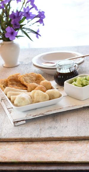 pempek-with-cukos-savoury-indonesian-fishcake-delicacytypically-from-palembang-south-sumatera